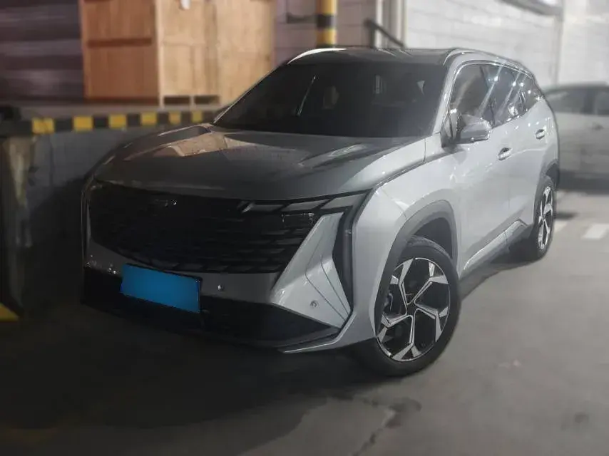 2023 Geely StarRay 1.5T 181HP L4 7DCT