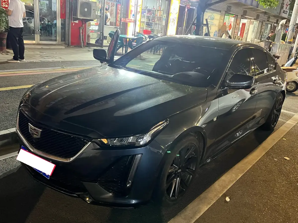 2020 Cadillac CT5 2.0T 241HP L4 10AT