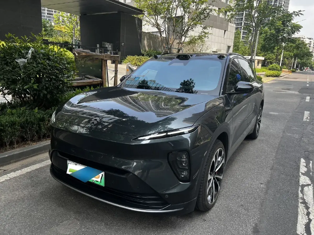 2023 NIO ES8 BEV 100KWH