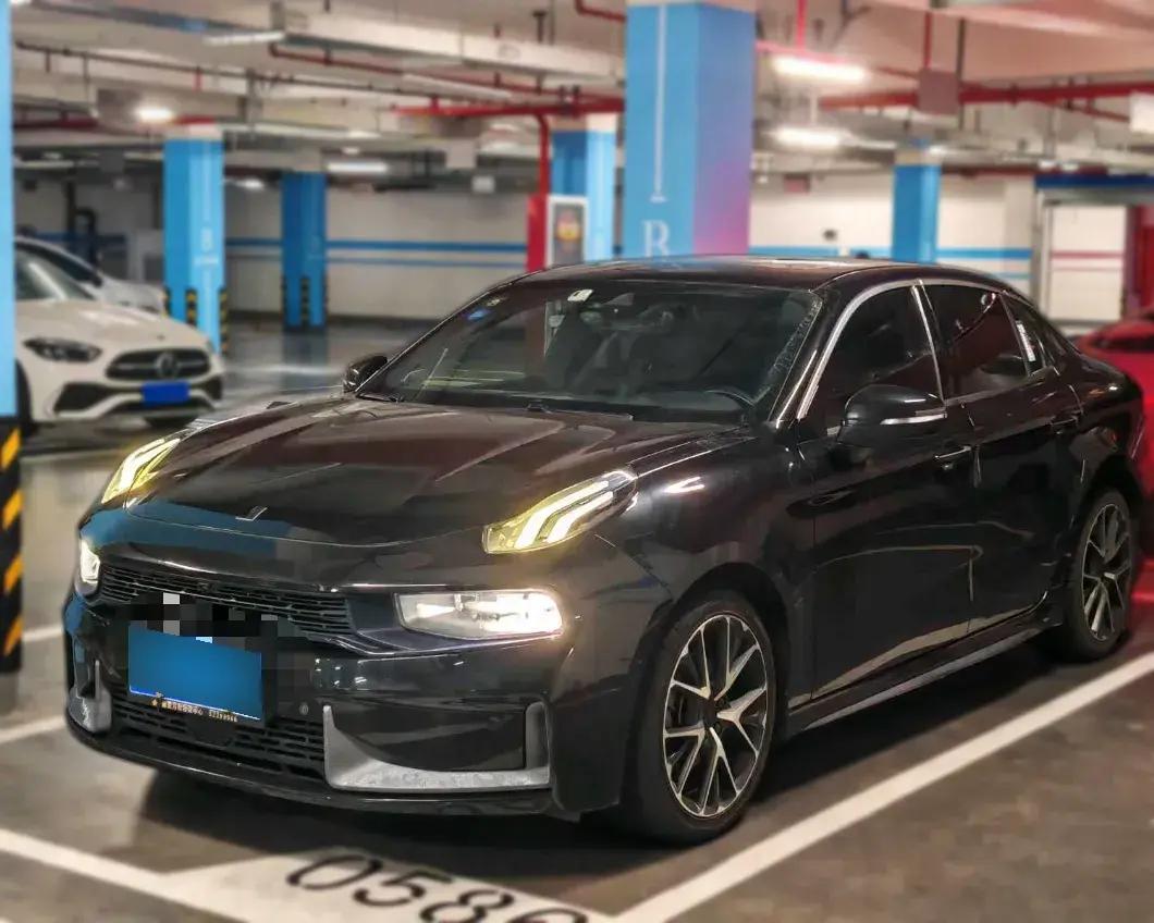 2019 LYNK&CO 03 2.0T 190HP L4 6AT