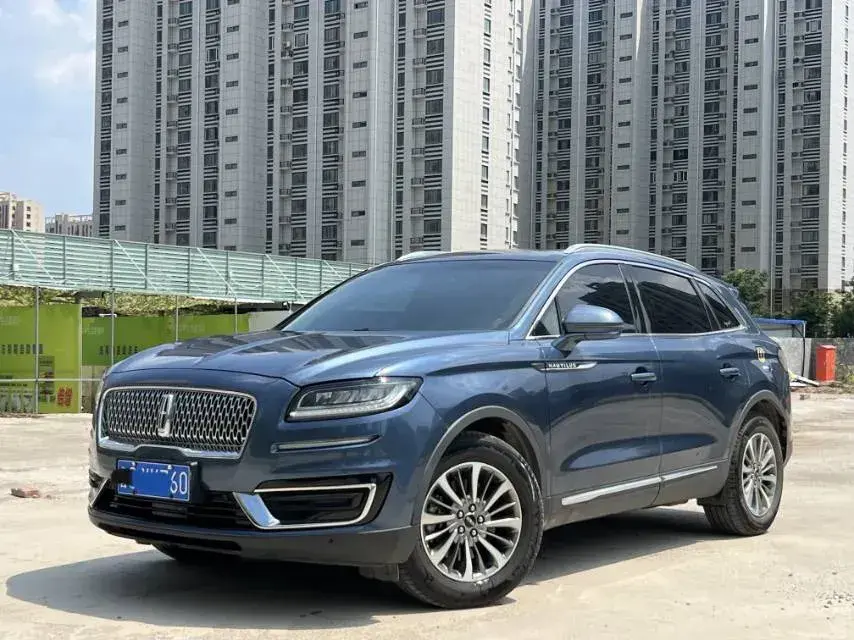 2019 Lincoln Nautilus 2.0T 224HP L4 8AT