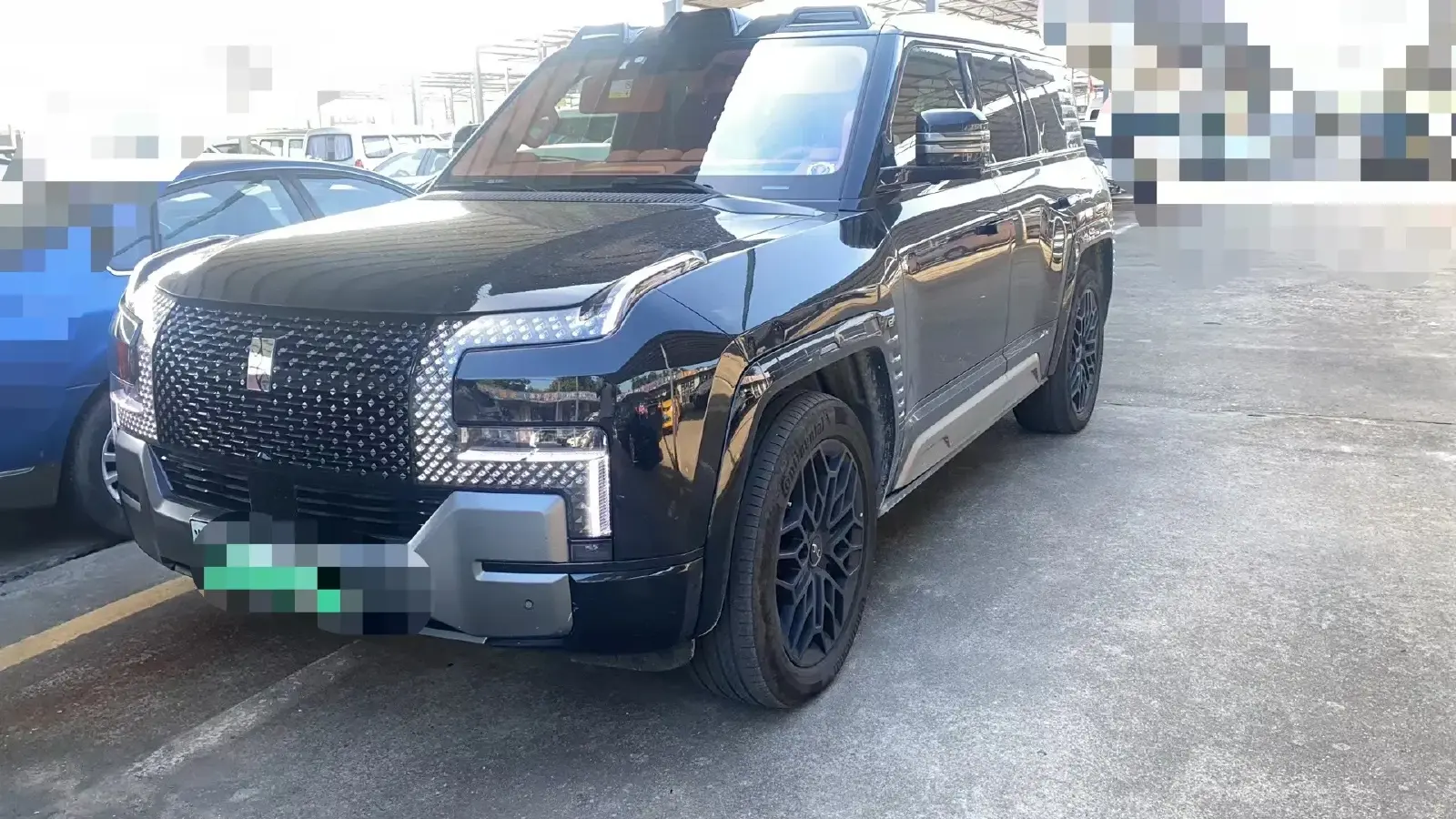 2023 YangWang U8 2.0T 272HP L4 REEV 49.05KWH