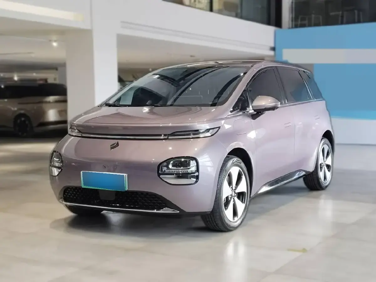 2023 BaoJun Cloud BEV 50.6KWH