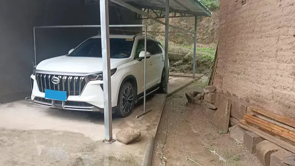 2021 GAC Trumpchi GS4 Plus 2.0T 252HP L4 6AT