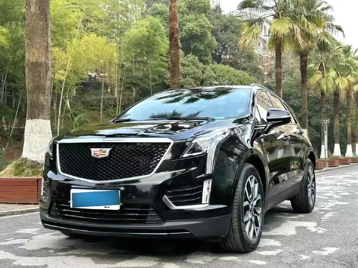 2022 Cadillac XT5 2.0T 237HP L4 9AT