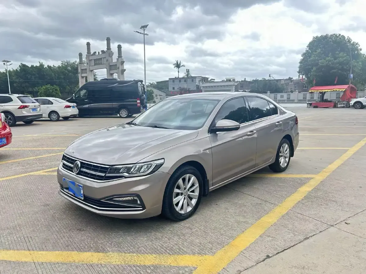 2019 Volkswagen Bora 1.5L 116HP L4 6AT