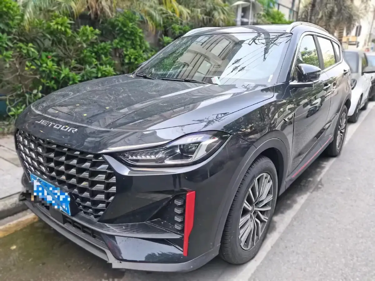 2023 Jetour X70 PRO 1.6T 197HP L4 6MT