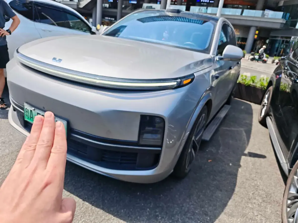 2022 Li L9 Range Extended 154HP REEV 42.6KWH