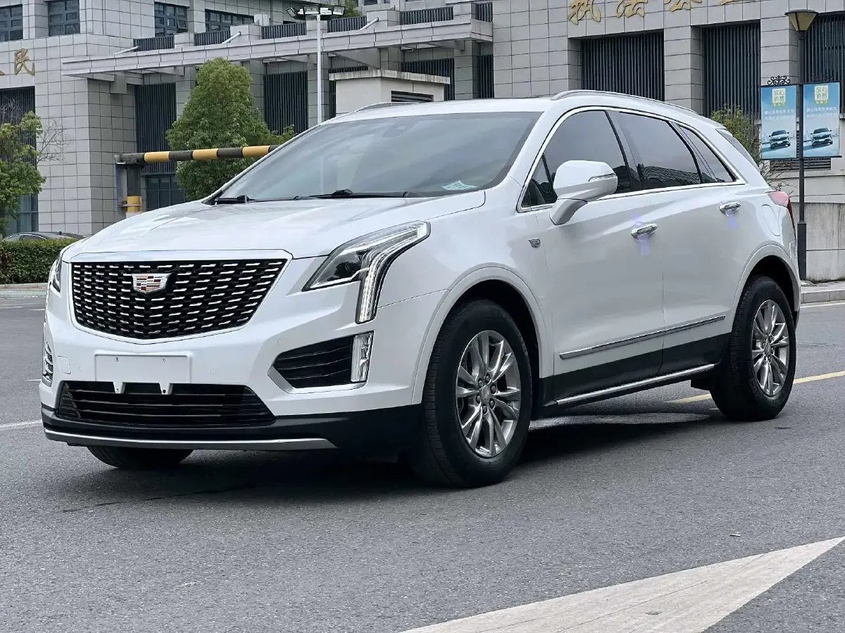 2021 Cadillac XT5 2.0T 237HP L4 9AT