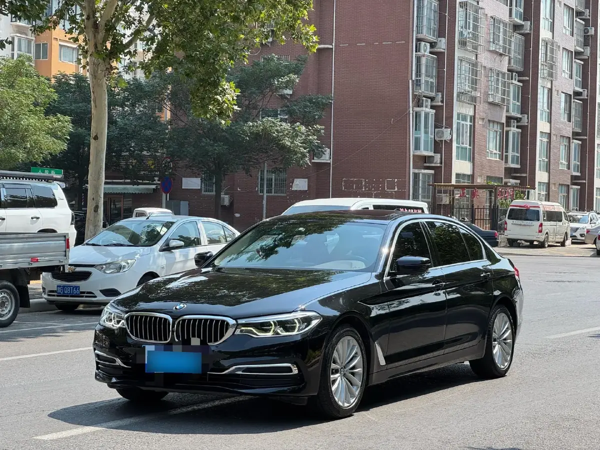 2020 BMW 5 Series 2.0T 252HP L4 8AT