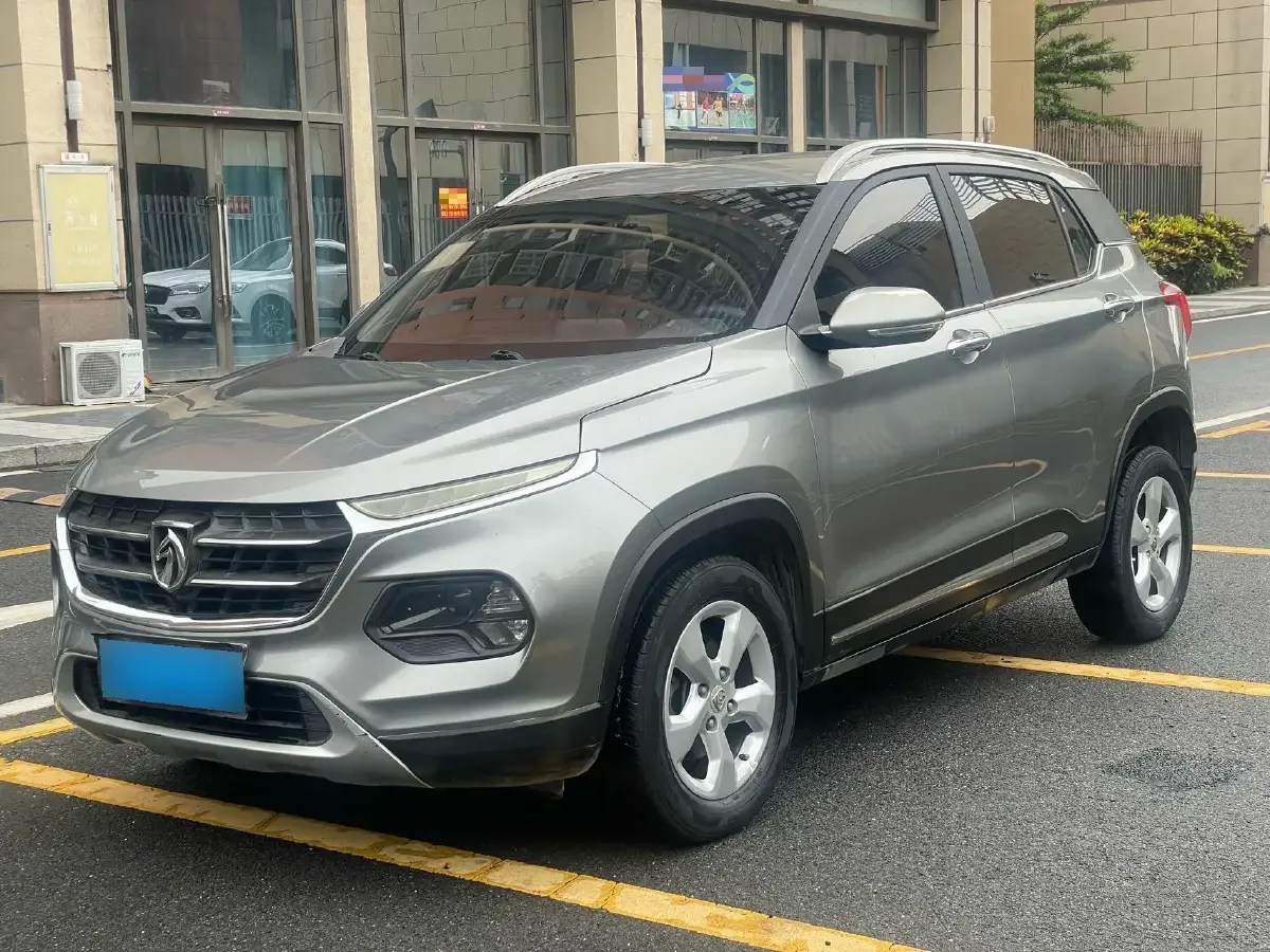 2017 BaoJun 510 1.5L 112HP L4 6MT