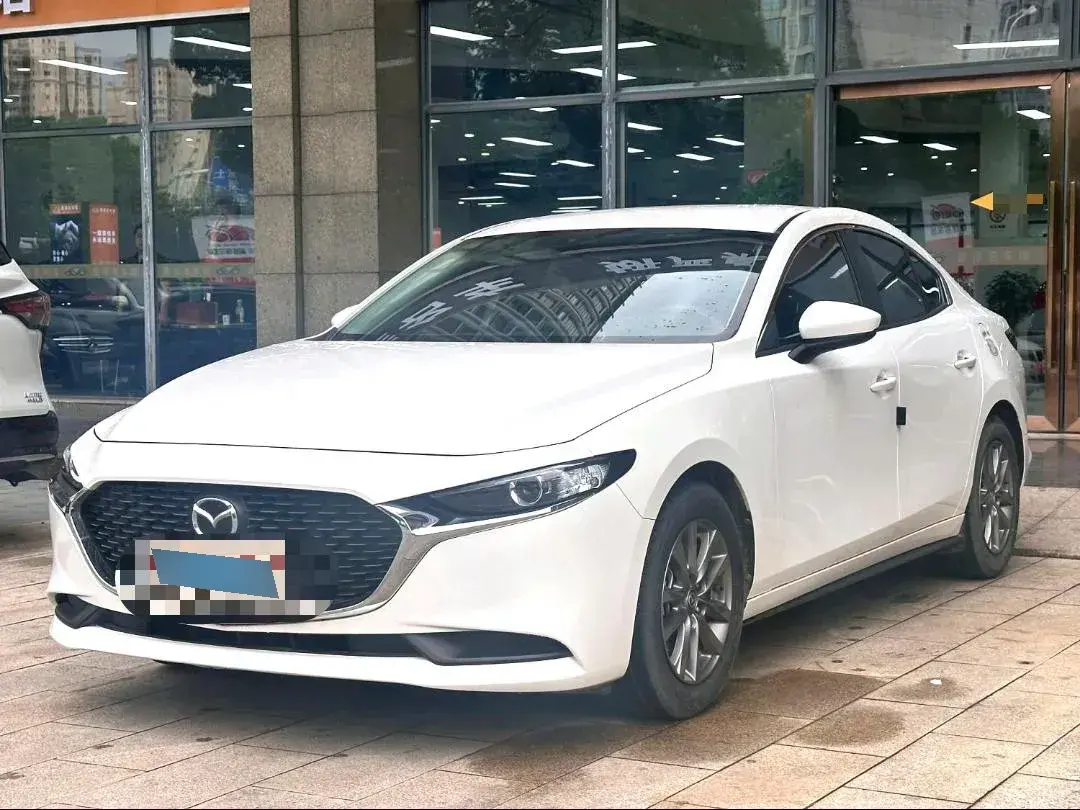 2020 Mazda 3 Axela 1.5L 117HP L4 6AT
