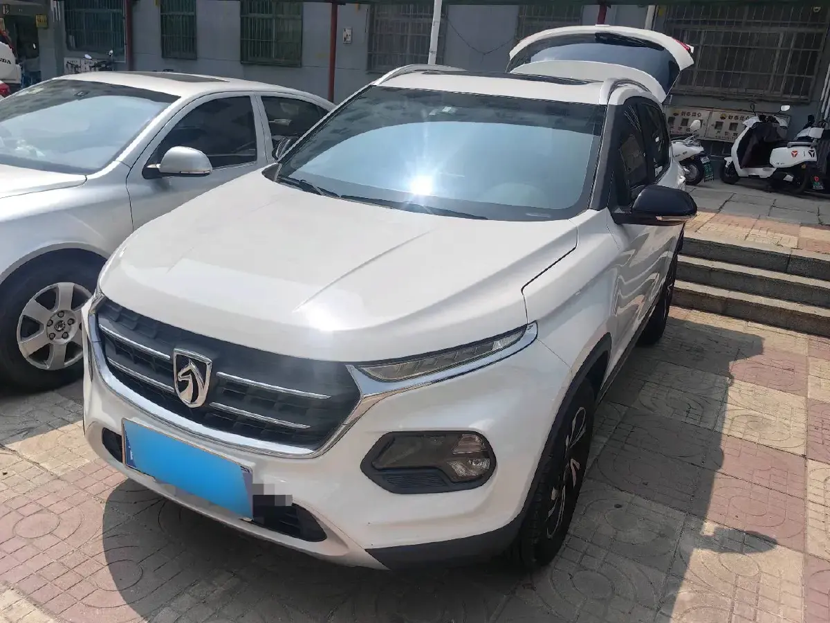2017 BaoJun 510 1.5L 112HP L4 6MT