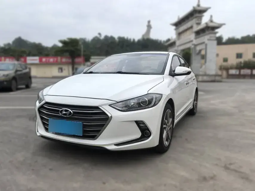 2016 Hyundai Elantra 1.6L 130HP L4 6AT