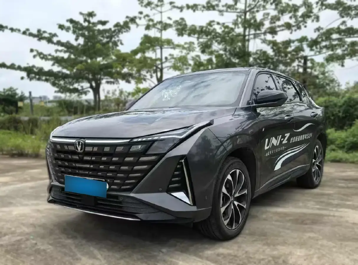 2024 ChangAn UNI-Z 1.5L 98HP L4 E-CVT PHEV 18.4KWH
