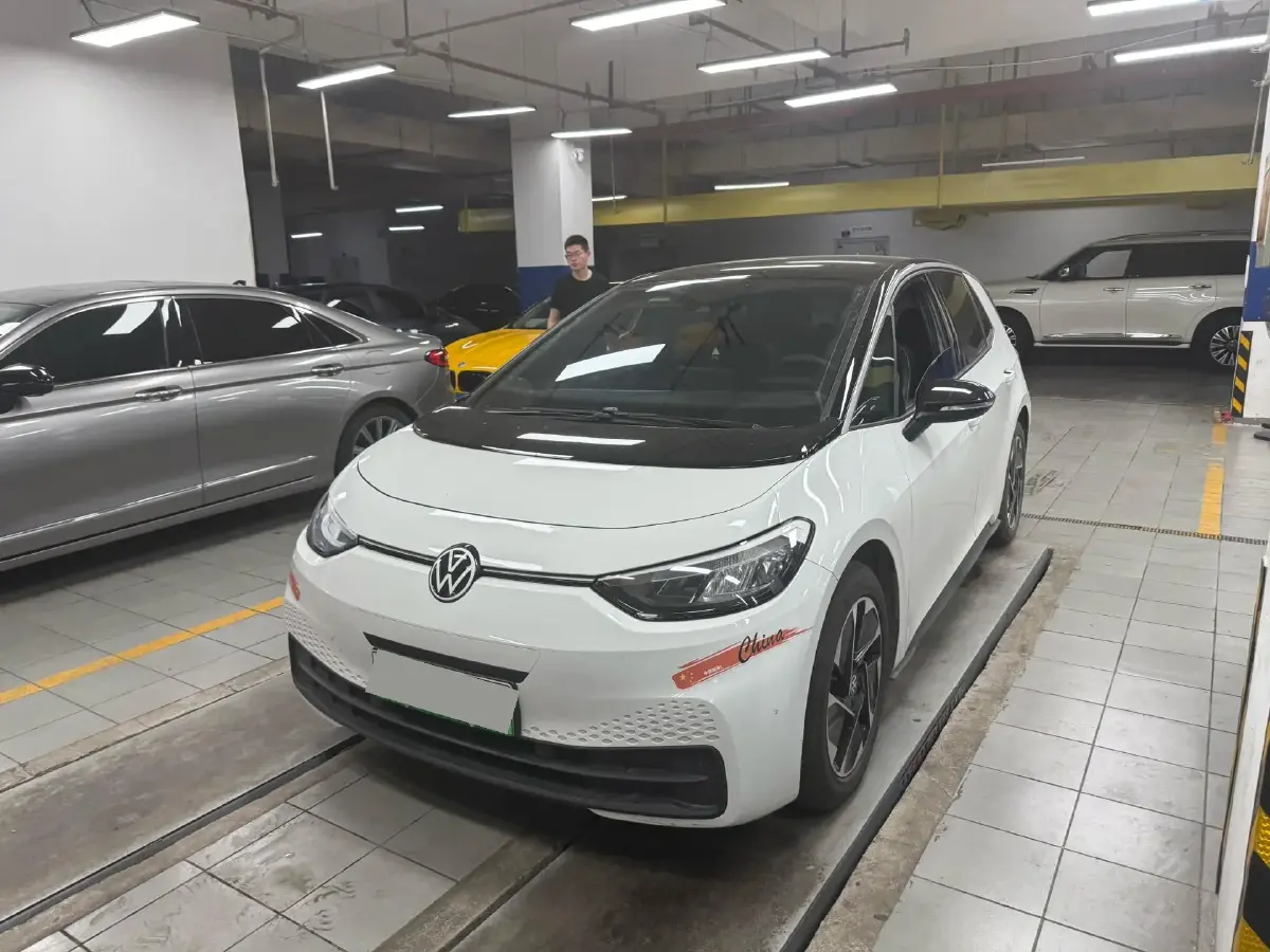2024 Volkswagen ID.3 BEV 52.8KWH