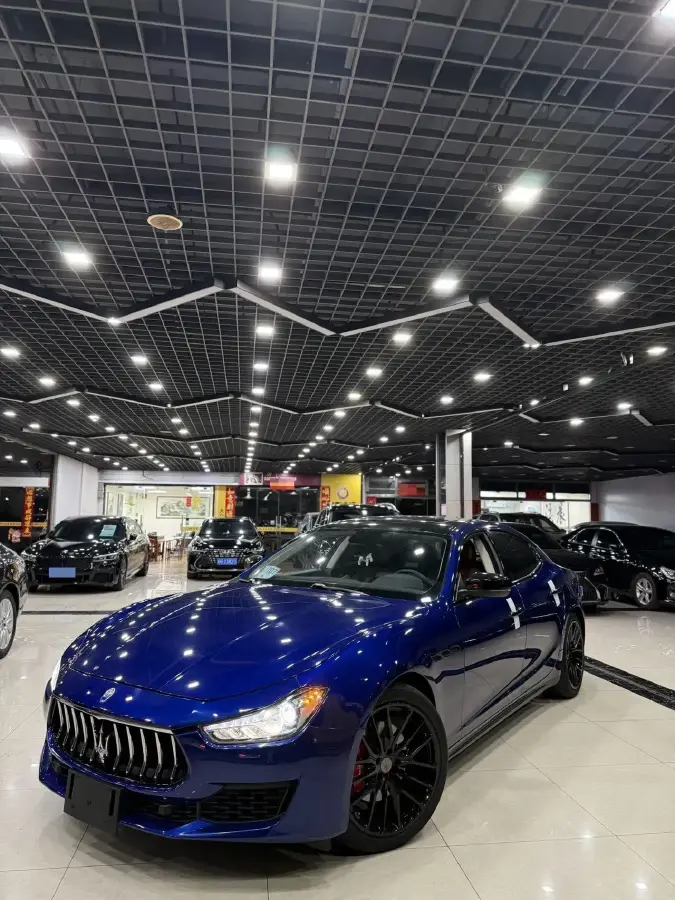 2019 Maserati Ghibli 3.0T 350HP V6 8AT