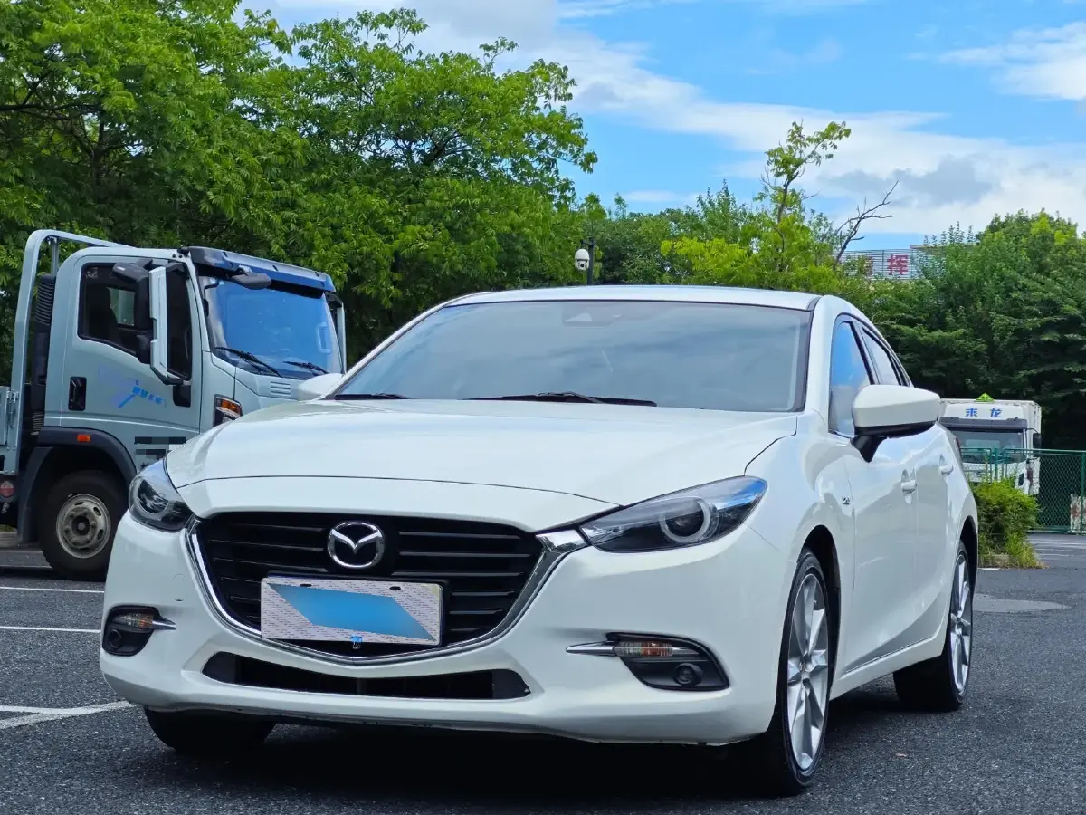 2019 Mazda 3 Axela 2.0L 158HP L4 6AT