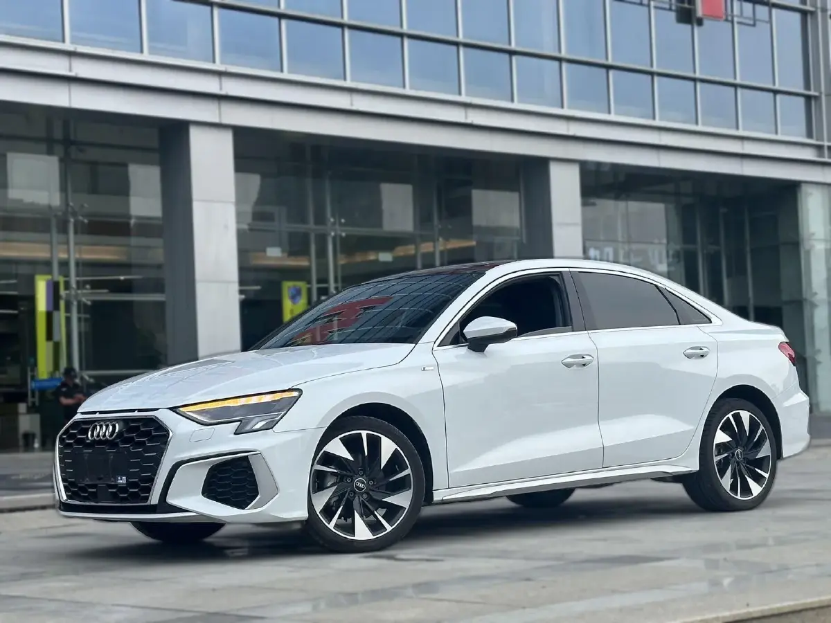 2022 Audi A3 1.4T 150HP L4 7DCT