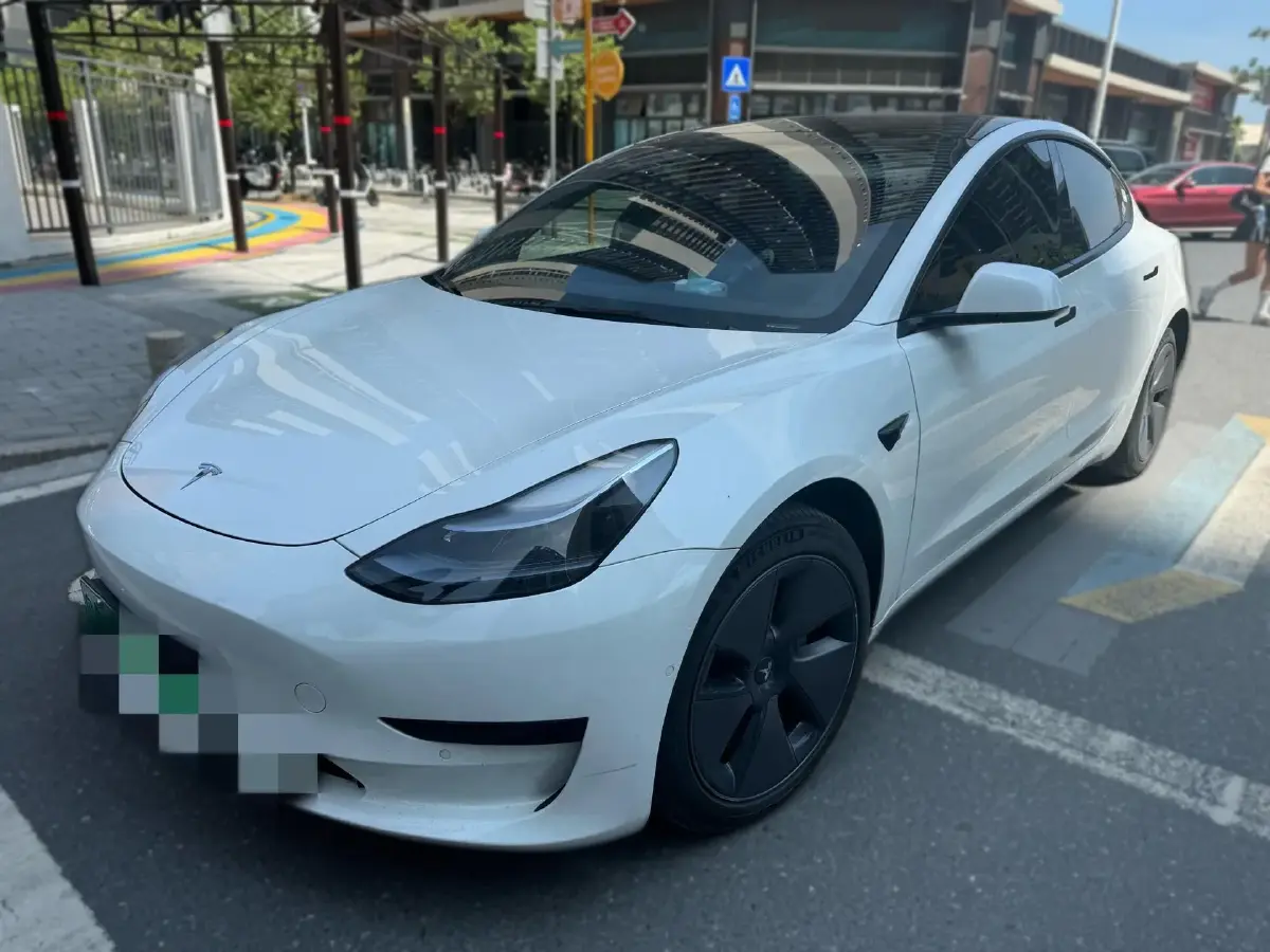 2022 Tesla Model 3 BEV 60KWH