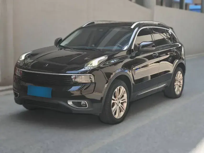 2018 LYNK&CO 01 2.0T 190HP L4 6AT
