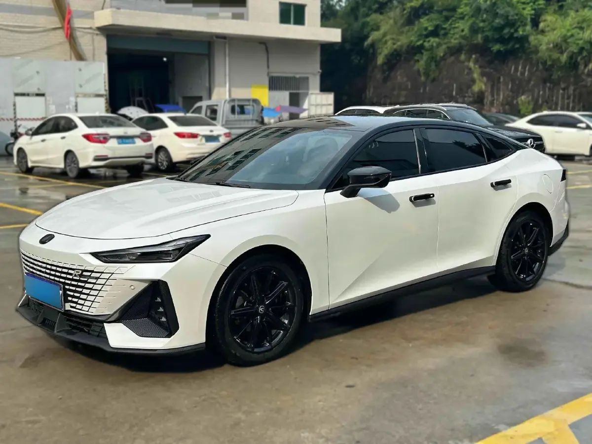 2023 ChangAn UNI-V 1.5T 188HP L4 7DCT