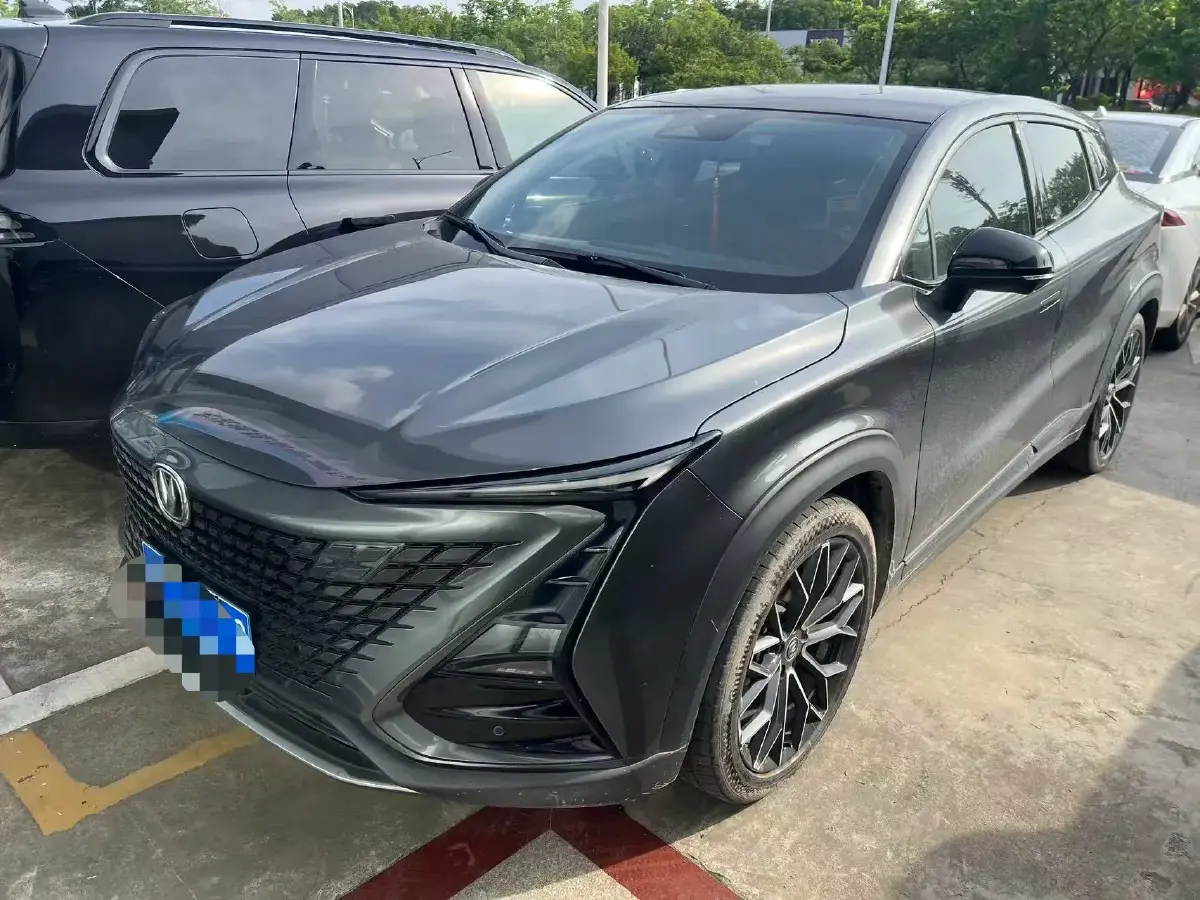 2022 ChangAn UNI-T 1.5T 188HP L4 7DCT