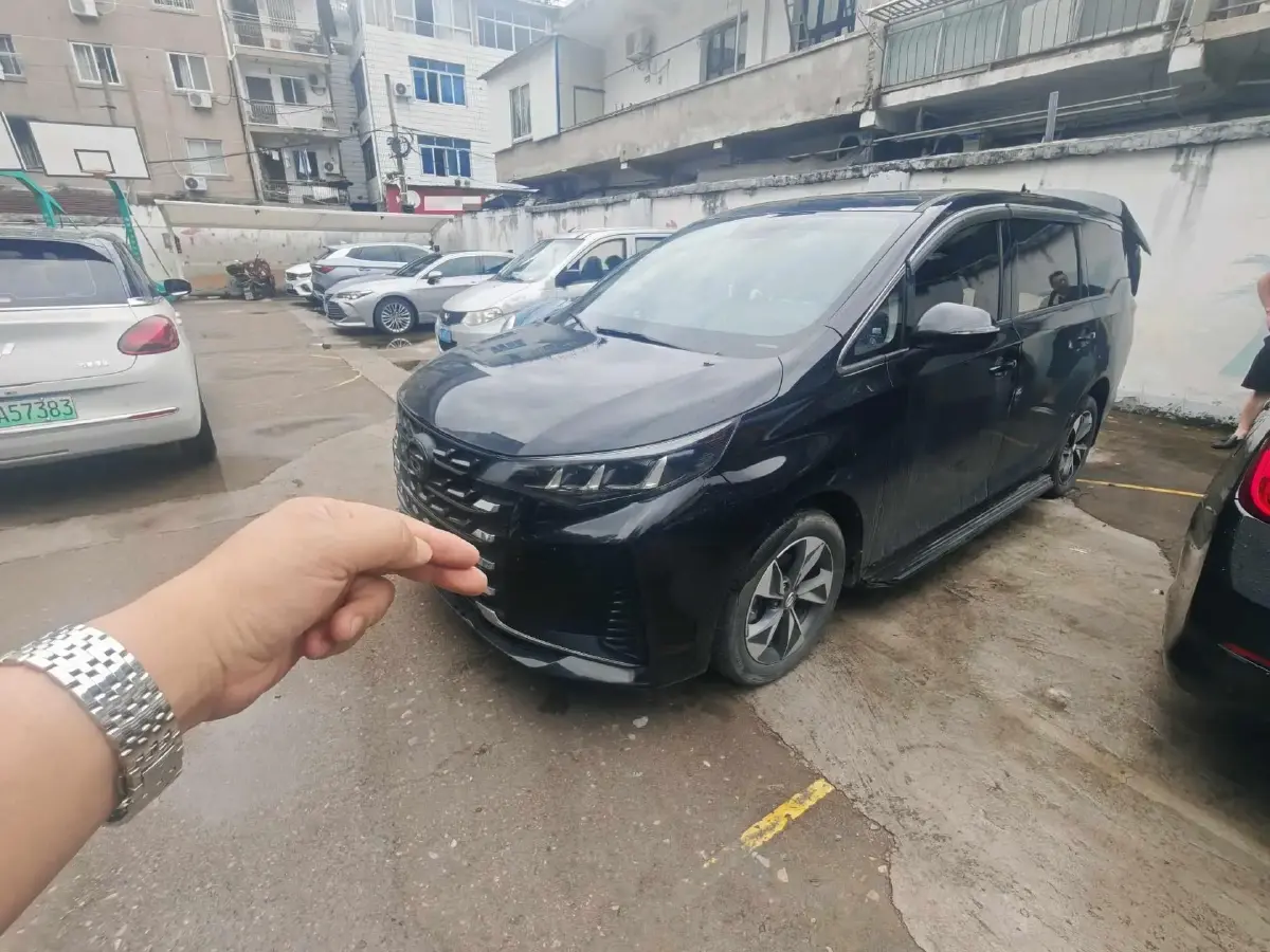 2023 GAC Trumpchi M6 1.5T 177HP L4 7DCT