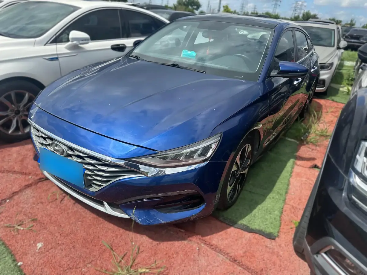 2021 Hyundai La Festa 1.6T 204HP L4 7DCT