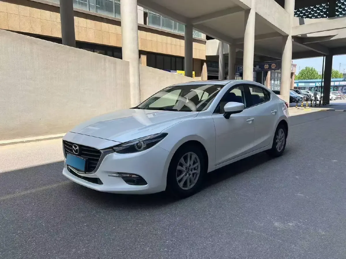 2017 Mazda 3 Axela 1.5L 117HP L4 6AT