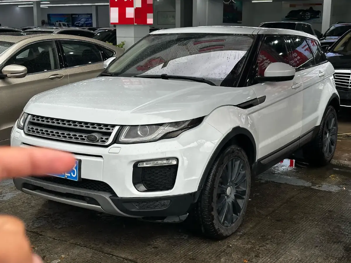 2018 Land Rover Range Rover Evoque 2.0T 241HP L4 9AT
