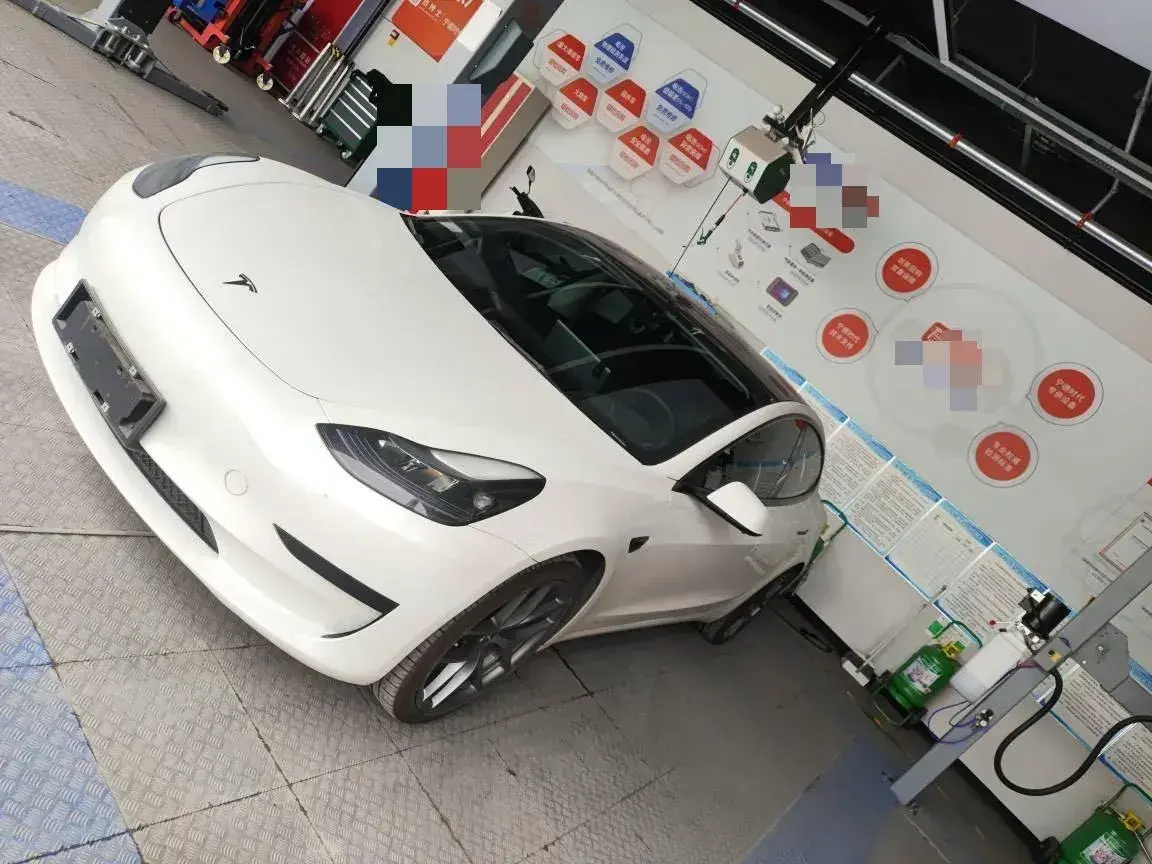 2022 Tesla Model 3 BEV 60KWH