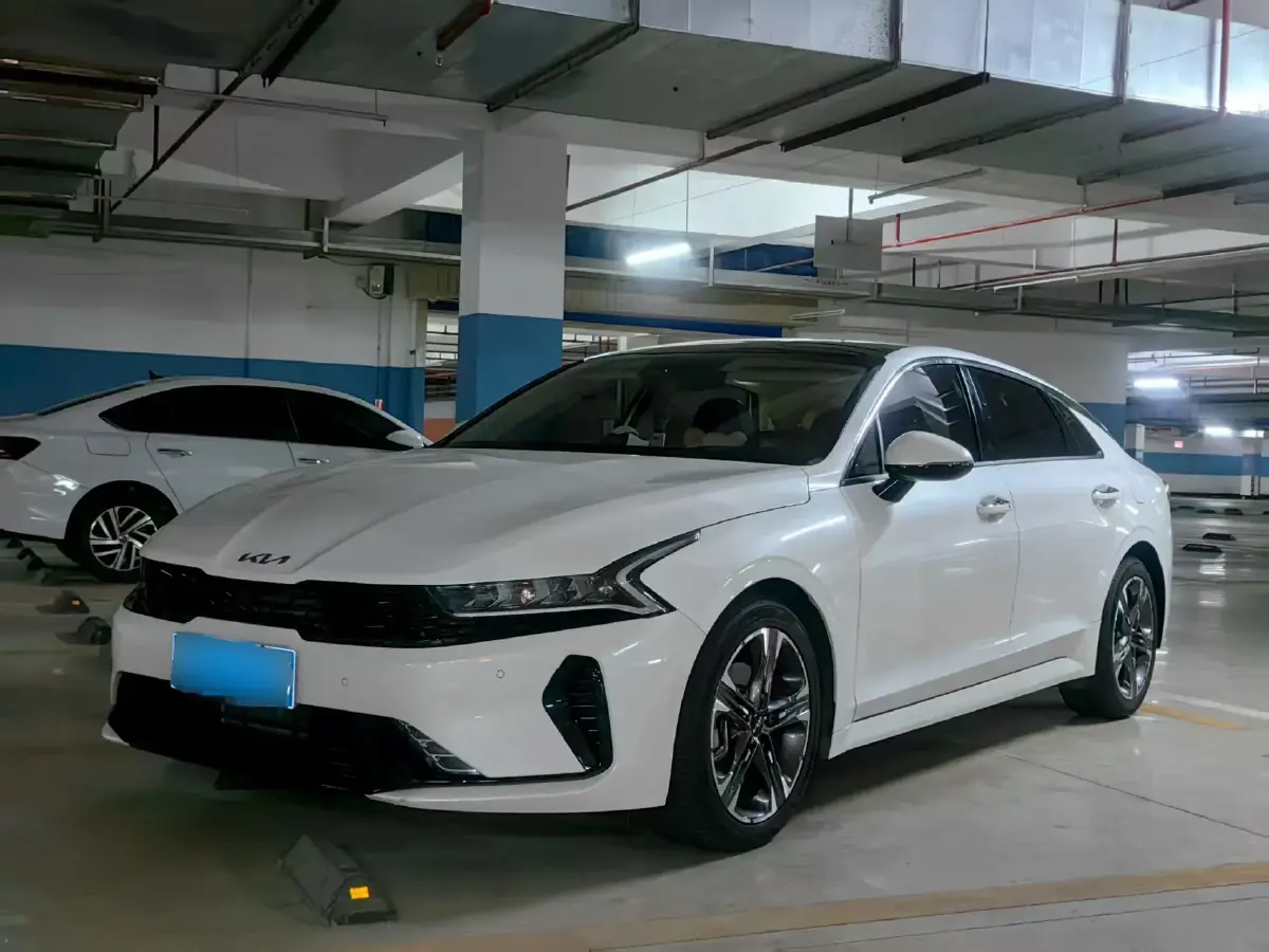 2021 Kia K5 1.5T 170HP L4 7DCT