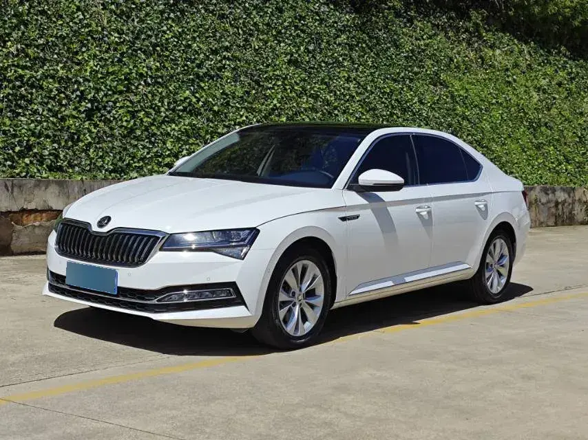 2019 Skoda Superb 1.4T 150HP L4 7DCT