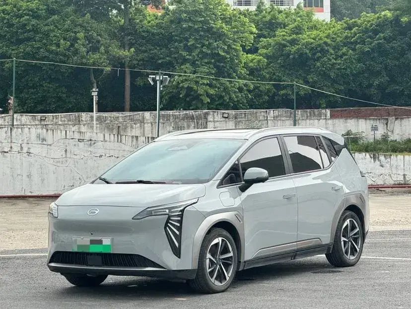 2023 Aion Y BEV 61.7KWH