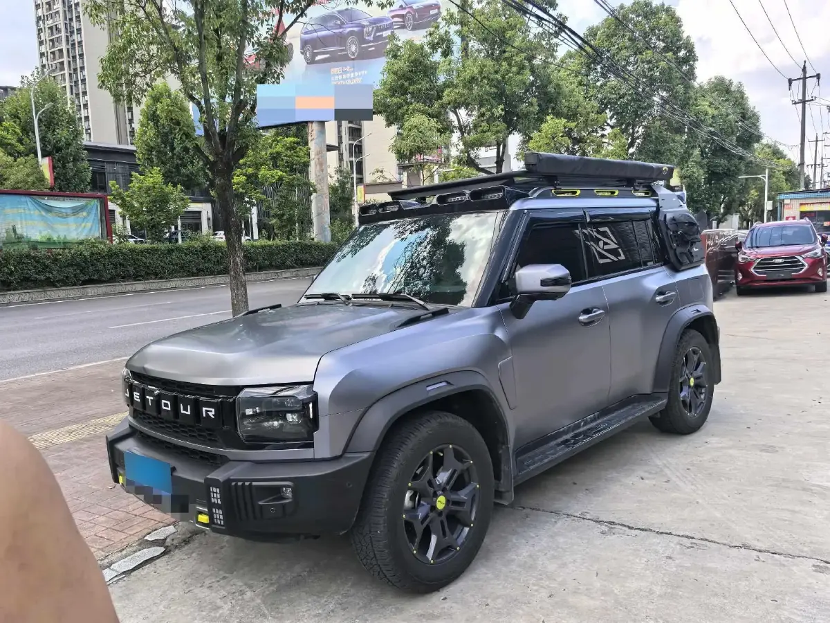 2023 Jetour Traveller 2.0T 254HP L4 7DCT