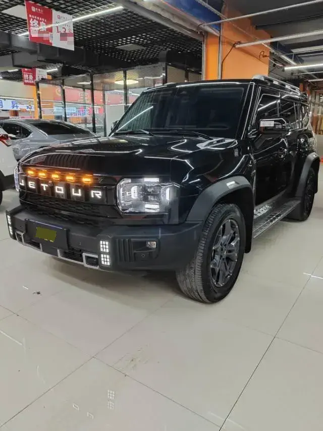 2023 Jetour Traveller 2.0T 254HP L4 7DCT