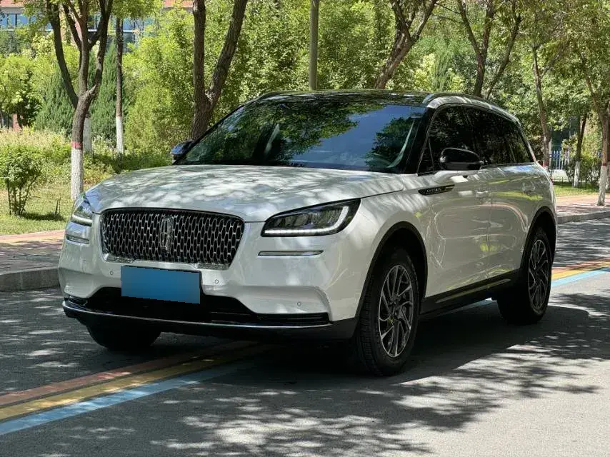 2022 Lincoln Corsair 2.0T 245HP L4 8AT