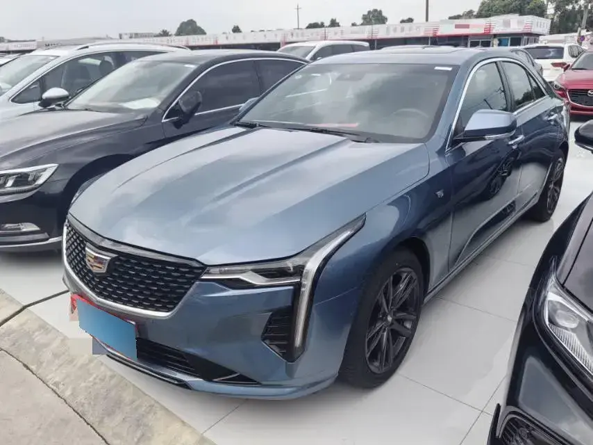 2023 Cadillac CT4 1.5T 211HP L4 8AT