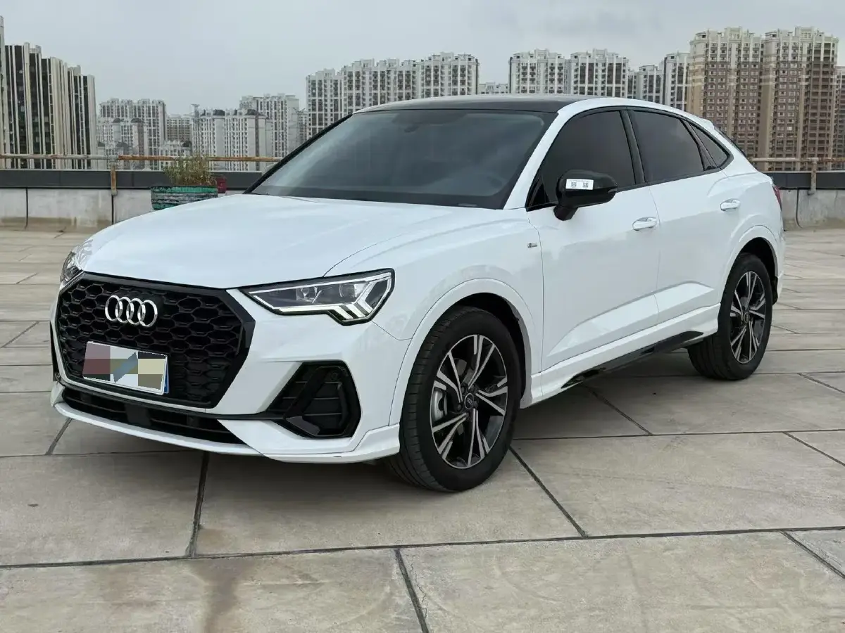 2022 Audi Q3 Sportback 2.0T 186HP L4 7DCT