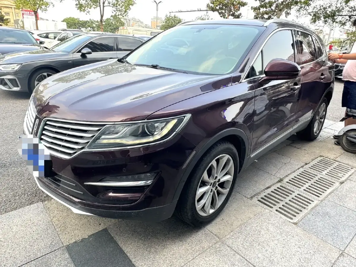 2018 Lincoln MKC 2.0T 203HP L4 6AT