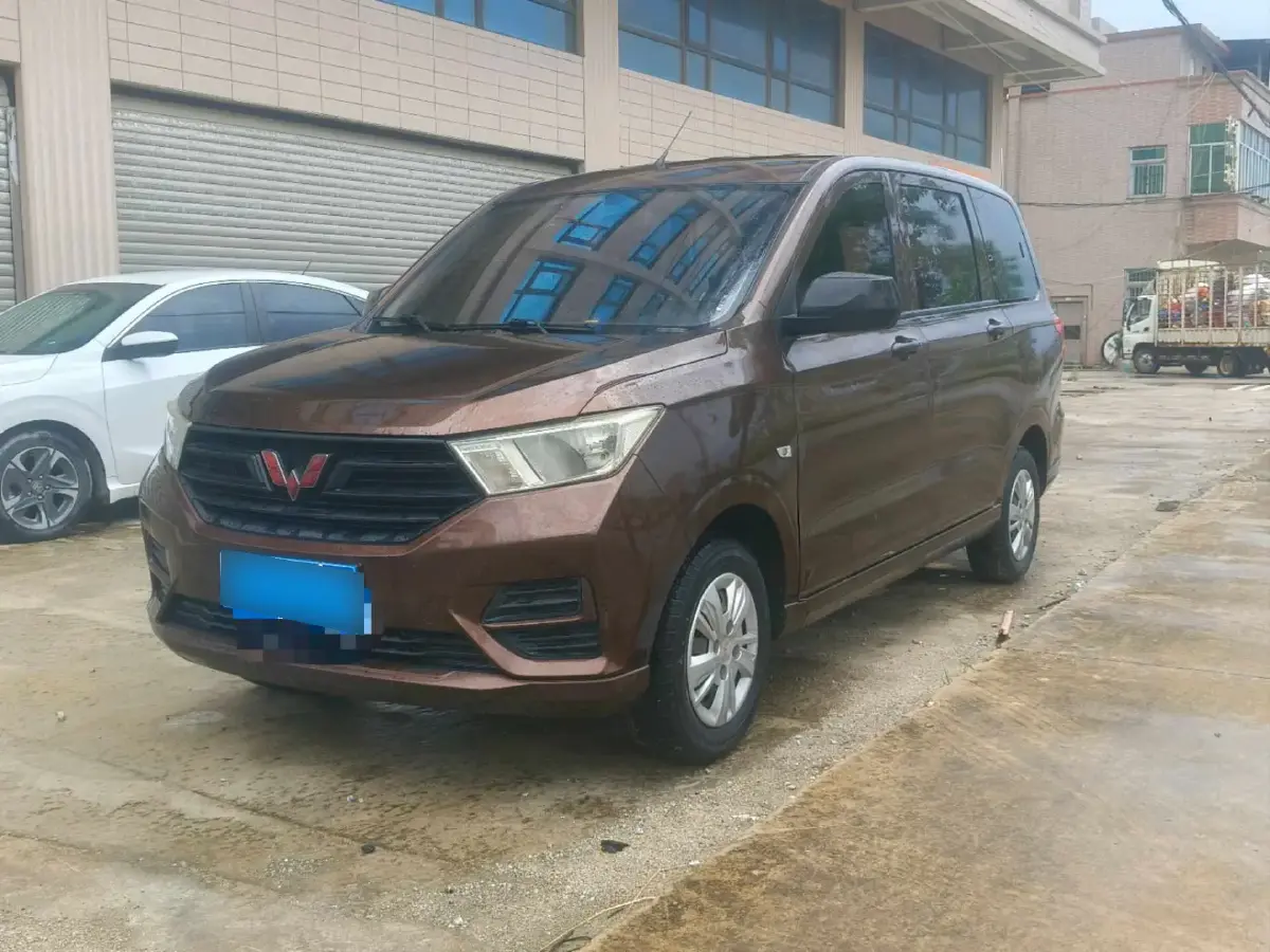 2018 WuLing HongGuang 1.5L 105HP L4 5MT