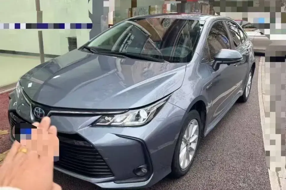 2022 Toyota Corolla 1.8L 98HP L4 E-CVT Hybrid