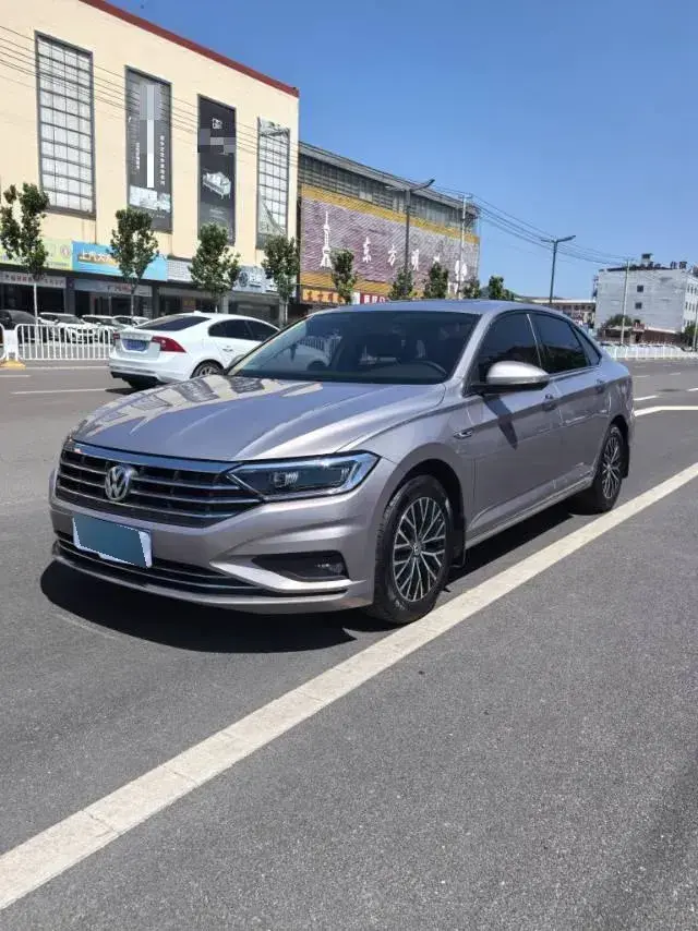 2019 Volkswagen Sagitar 1.2T 116HP L4 5MT
