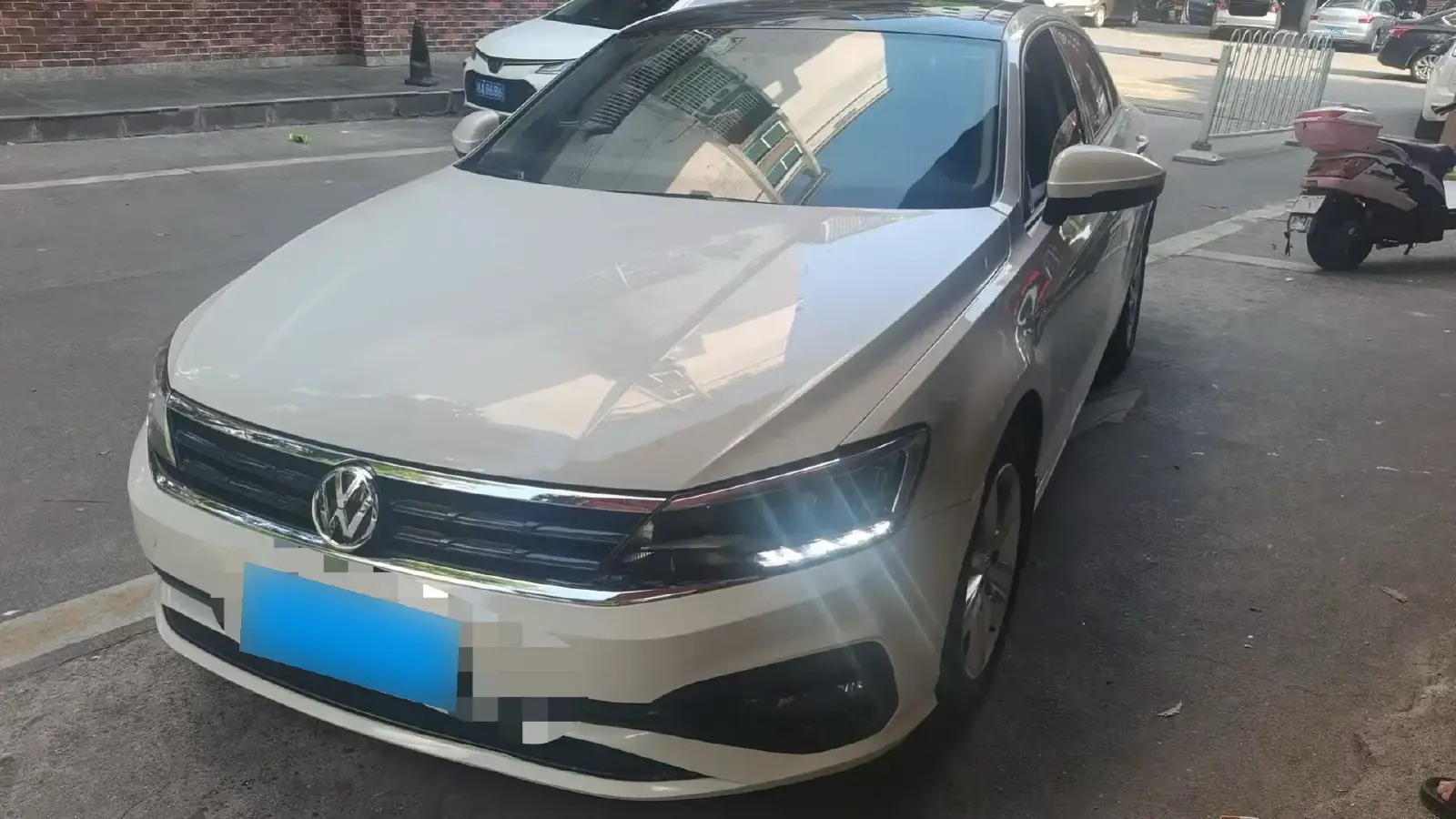 2021 Volkswagen Lamando 1.4T 131HP L4 7DCT 2021 Volkswagen Lamando 1.4T 131HP L4 7DCT