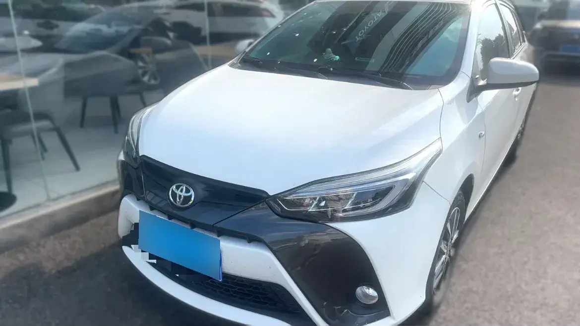 2021 Toyota Yaris L 1.5L 112HP L4 CVT