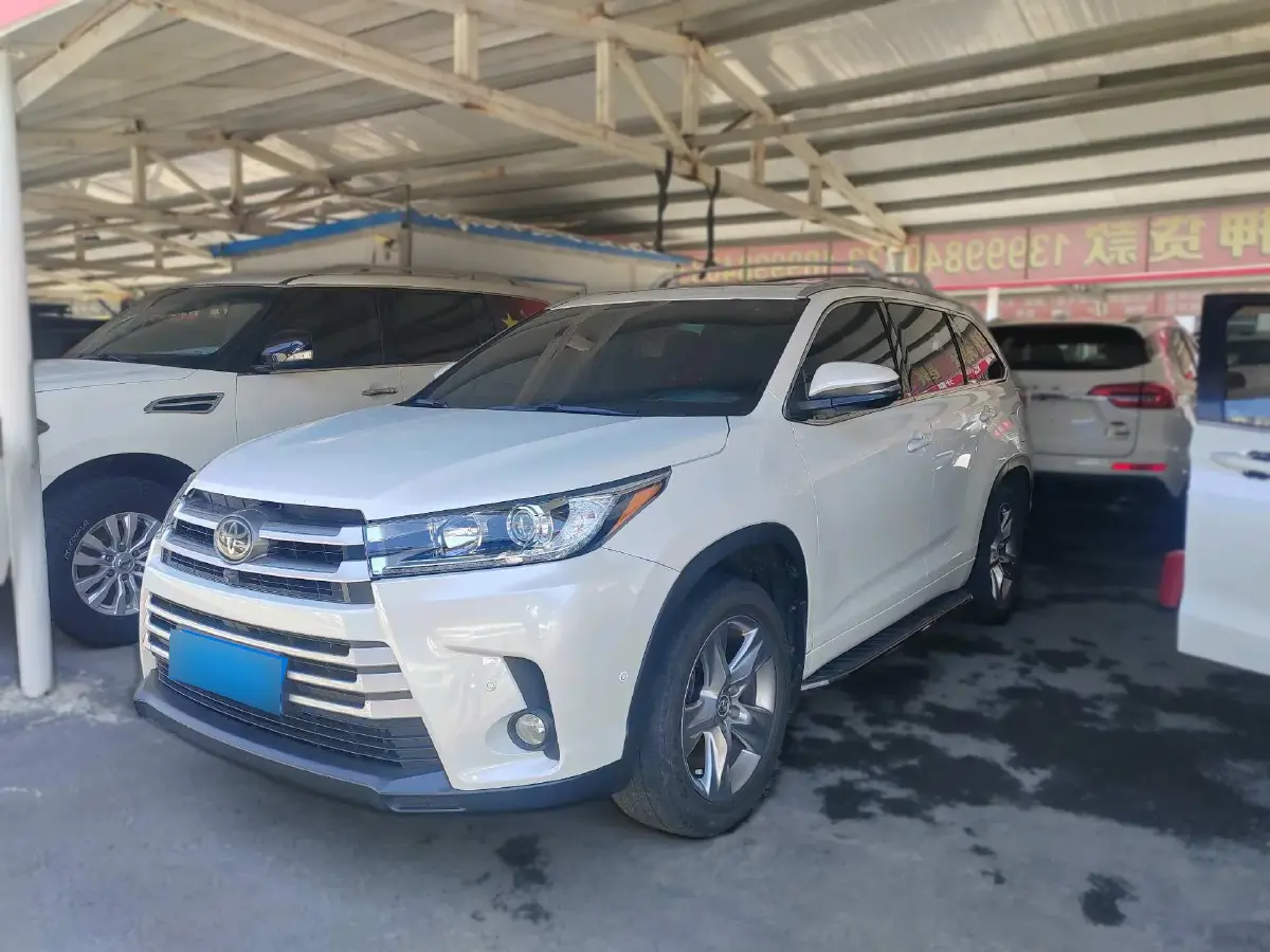 2017 Toyota Highlander 2.0T 220HP L4 6AT