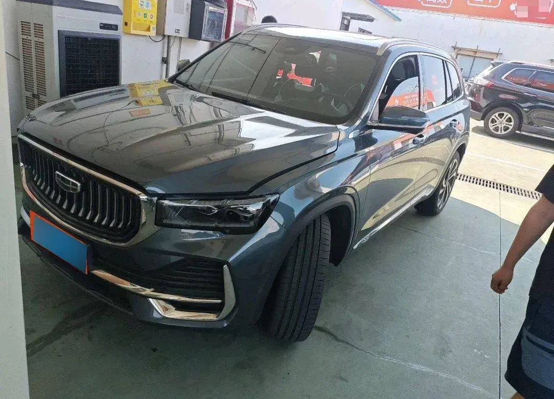2021 Geely Monjaro 2.0T 238HP L4 8AT