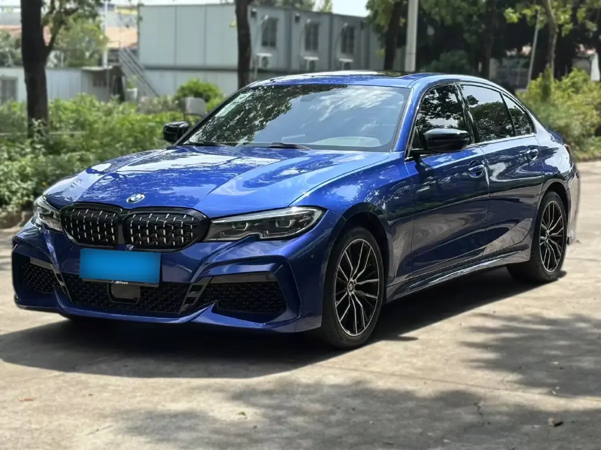 2022 BMW 3 Series 2.0T 184HP L4 8AT