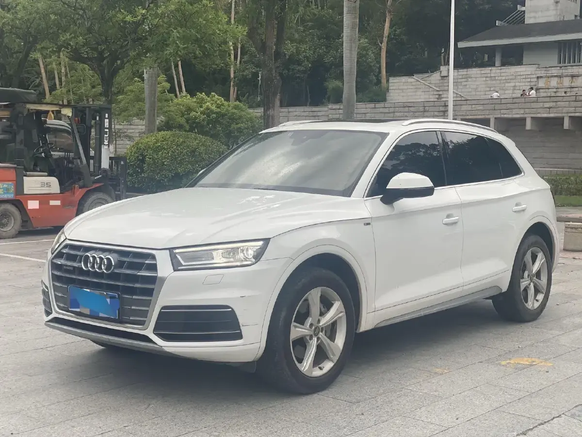 2020 Audi Q5L 2.0T 190HP L4 7DCT